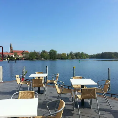 Am Pfaffe-kai * Brandenburg (Brandenburg an der Havel)