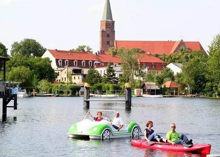 Am Pfaffe-kai * Brandenburg (Brandenburg an der Havel)